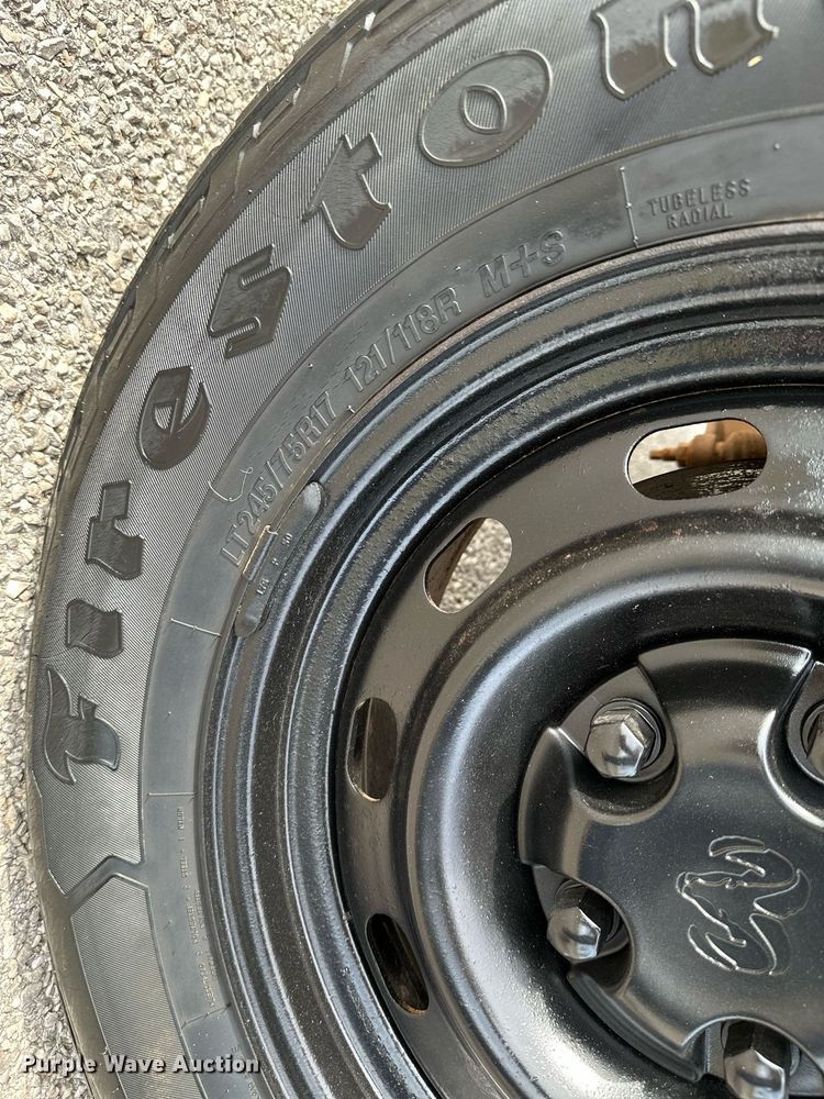 image for item HN9987 2007 Dodge Ram 1500  Quad Cab pickup truck