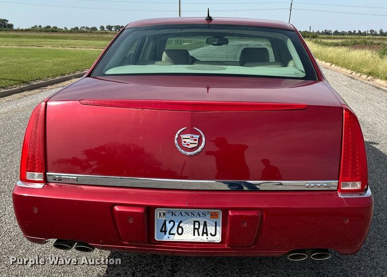 image for item HN9988 2006 Cadillac DTS