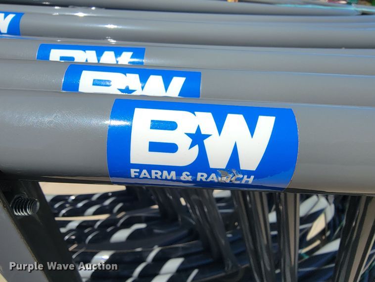 image for item HY9099 (5) B&W PT17019 hay bale feeders