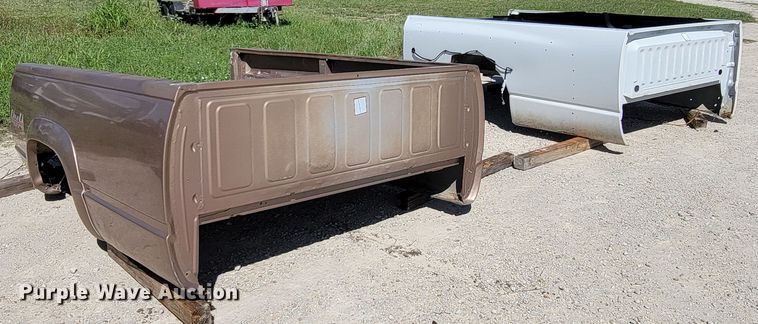 image for item HY9109 (2) pickup truck beds