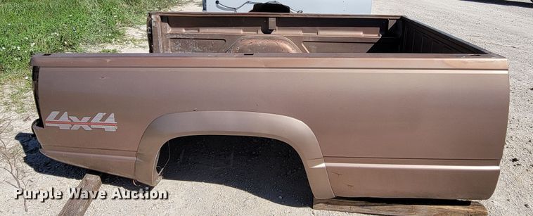 image for item HY9109 (2) pickup truck beds