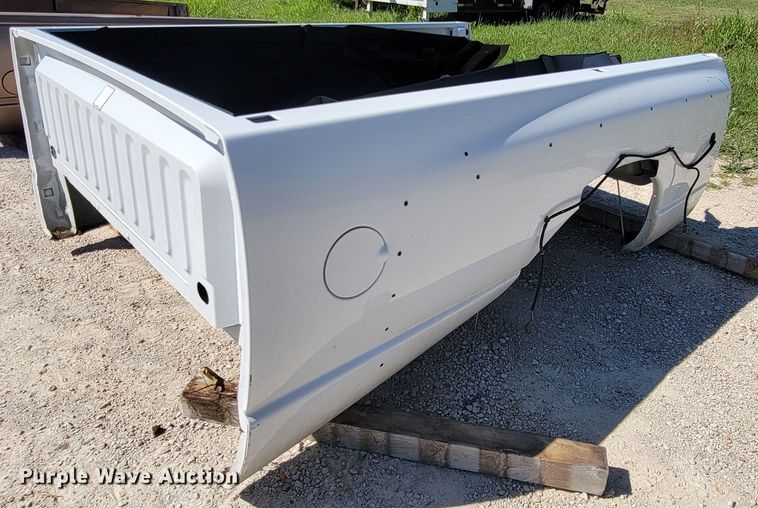 image for item HY9109 (2) pickup truck beds