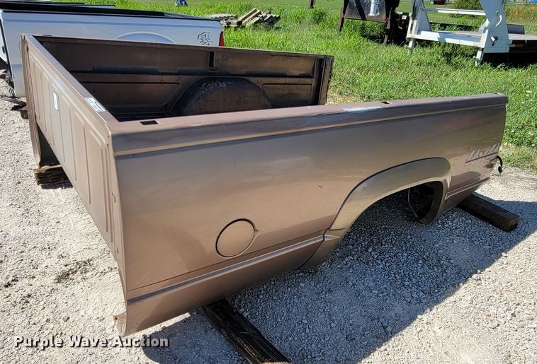 image for item HY9109 (2) pickup truck beds