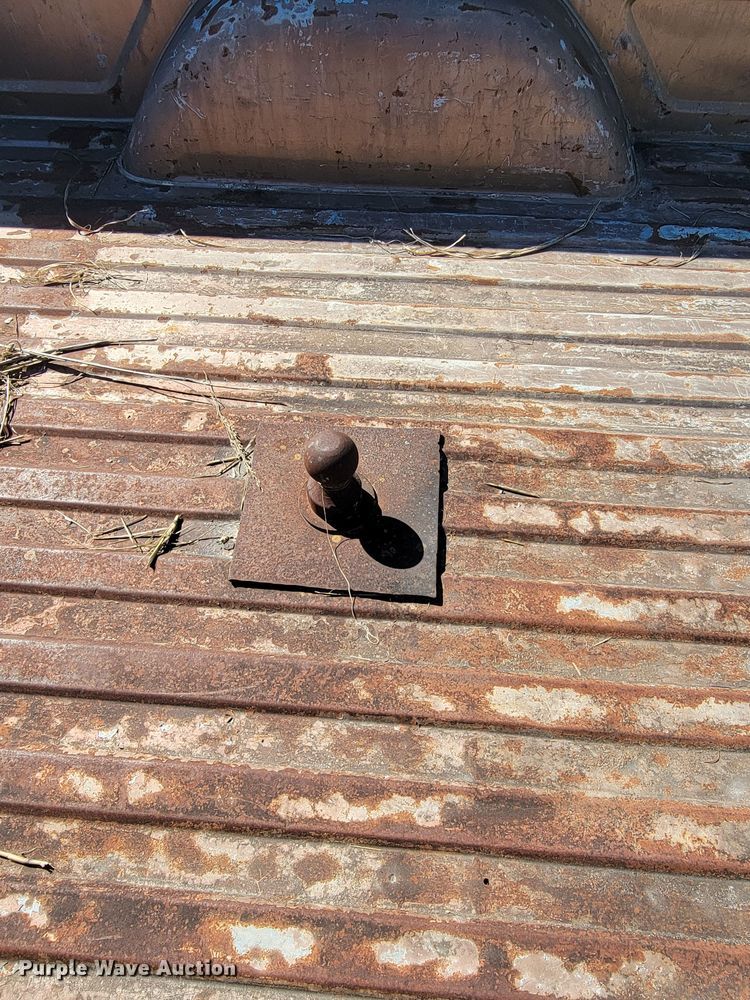 image for item HY9109 (2) pickup truck beds