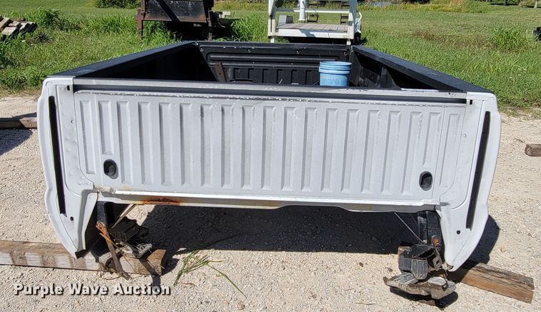 image for item HY9110 (2) Ford pickup truck beds