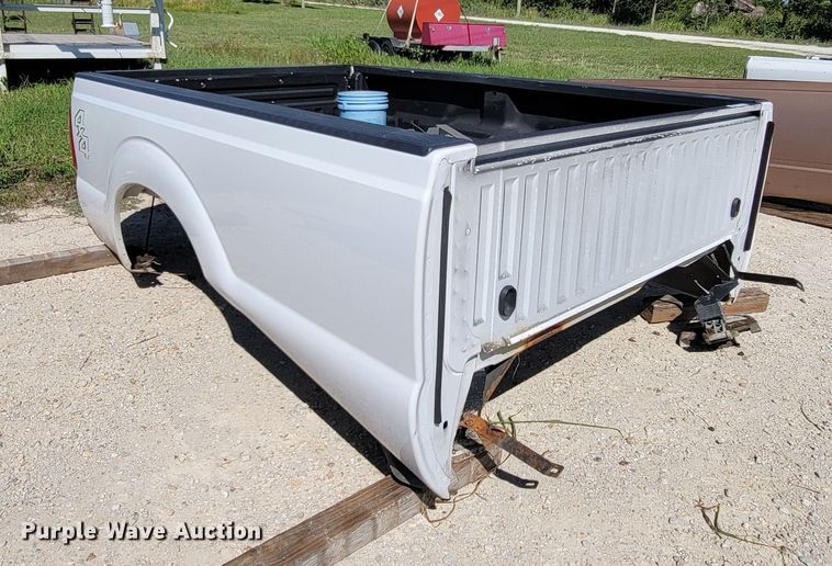 image for item HY9110 (2) Ford pickup truck beds