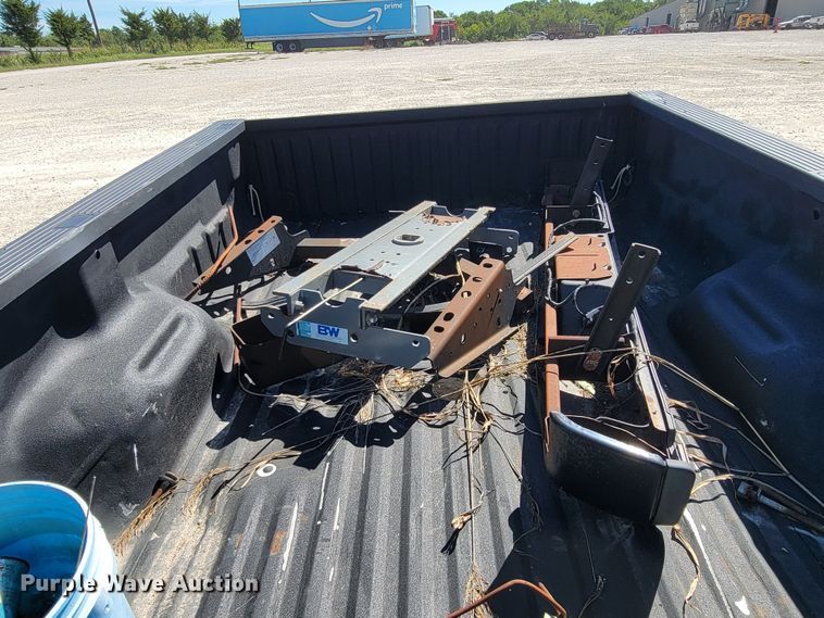 image for item HY9110 (2) Ford pickup truck beds