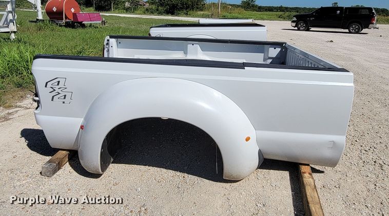 image for item HY9110 (2) Ford pickup truck beds