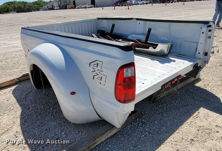 image for item HY9110 (2) Ford pickup truck beds