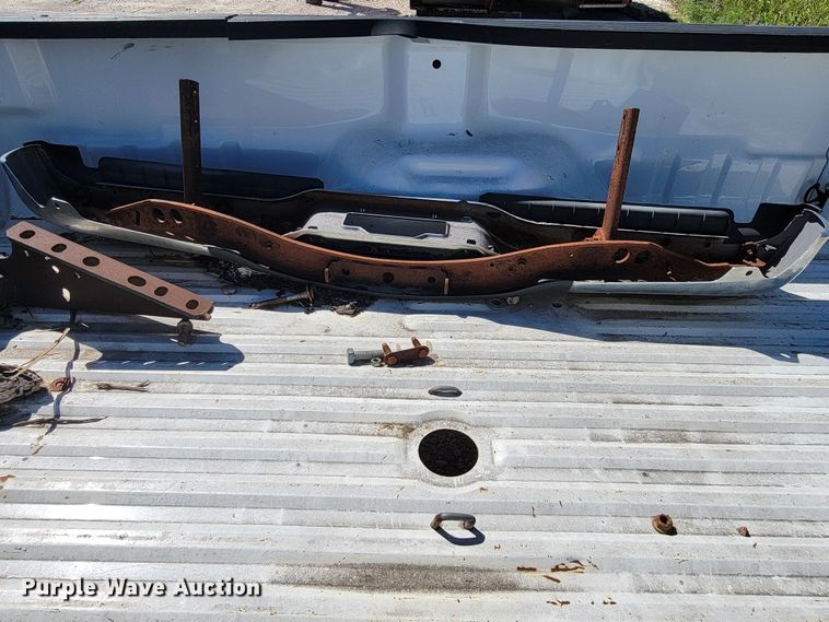 image for item HY9110 (2) Ford pickup truck beds