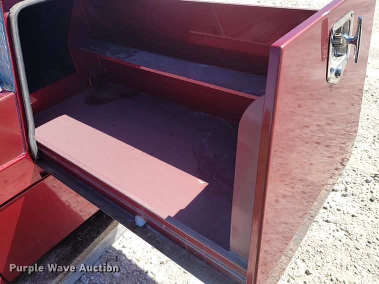 image for item HY9111 B&W Custom Truck Beds  flatbed