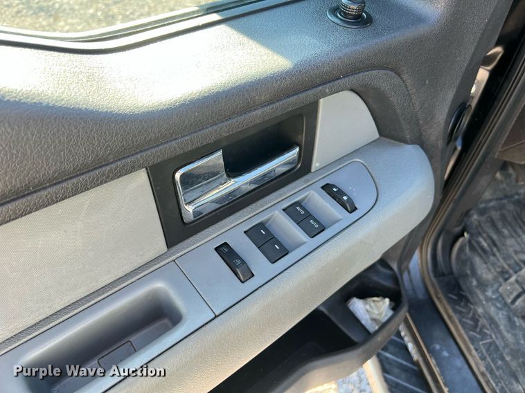 image for item II9145 2013 Ford F150 XLT  SuperCrew pickup truck