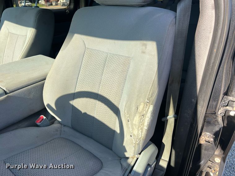 image for item II9145 2013 Ford F150 XLT  SuperCrew pickup truck