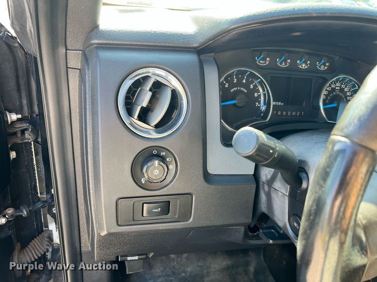 image for item II9145 2013 Ford F150 XLT  SuperCrew pickup truck