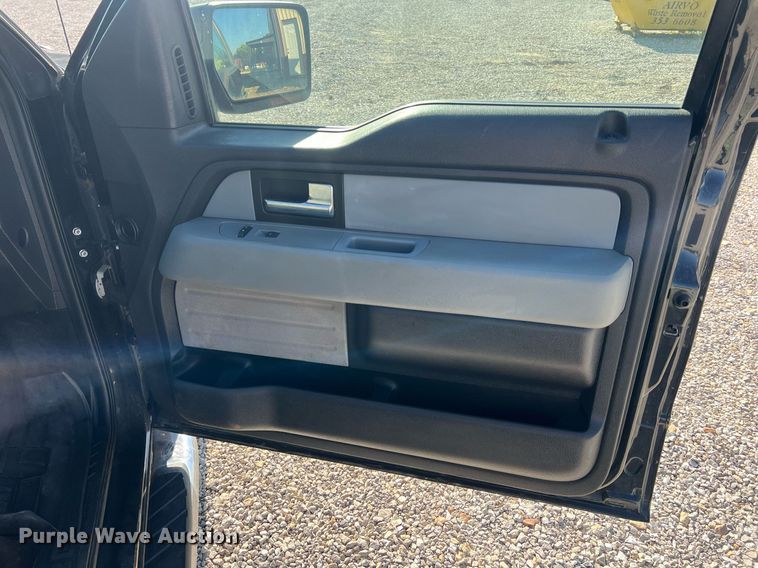 image for item II9145 2013 Ford F150 XLT  SuperCrew pickup truck