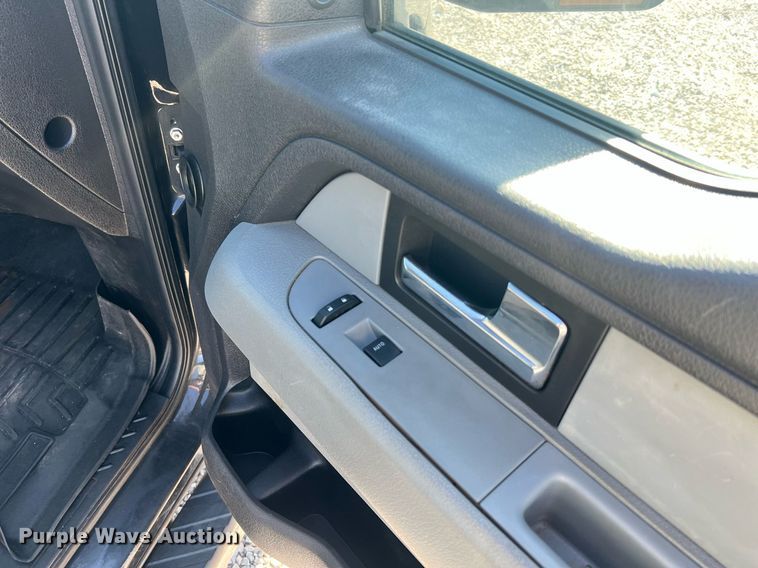 image for item II9145 2013 Ford F150 XLT  SuperCrew pickup truck