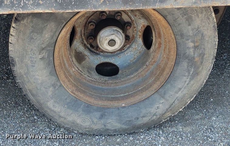 image for item IP9372 1998 Interstate UNKN-INTE  equipment trailer