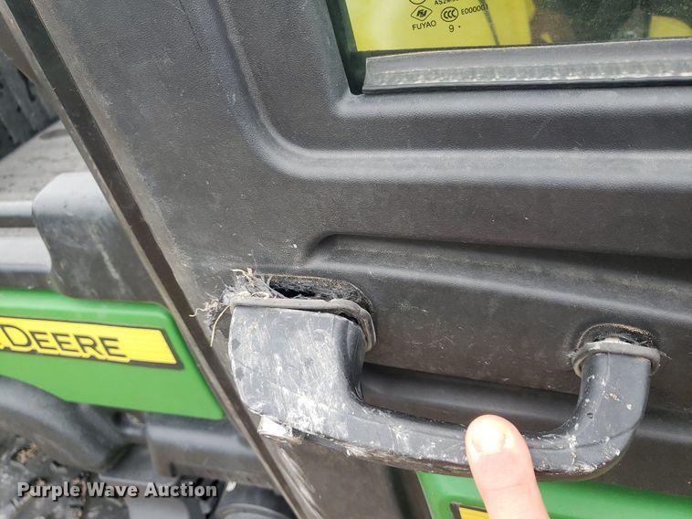 image for item IP9383 John Deere 835M  utility vehicle