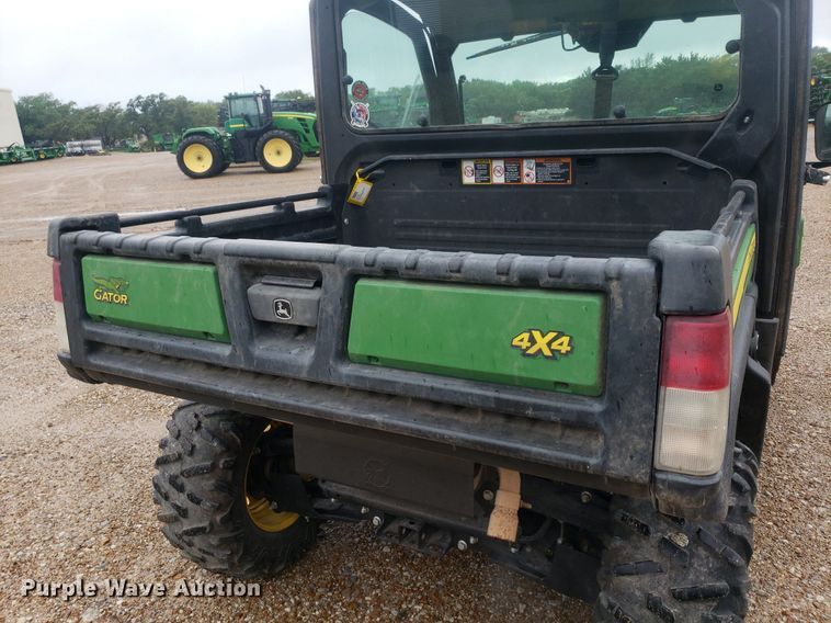 image for item IP9383 John Deere 835M  utility vehicle