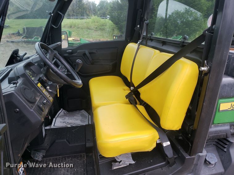 image for item IP9383 John Deere 835M  utility vehicle