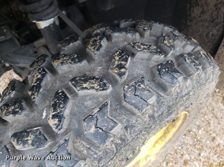 image for item IP9383 John Deere 835M  utility vehicle