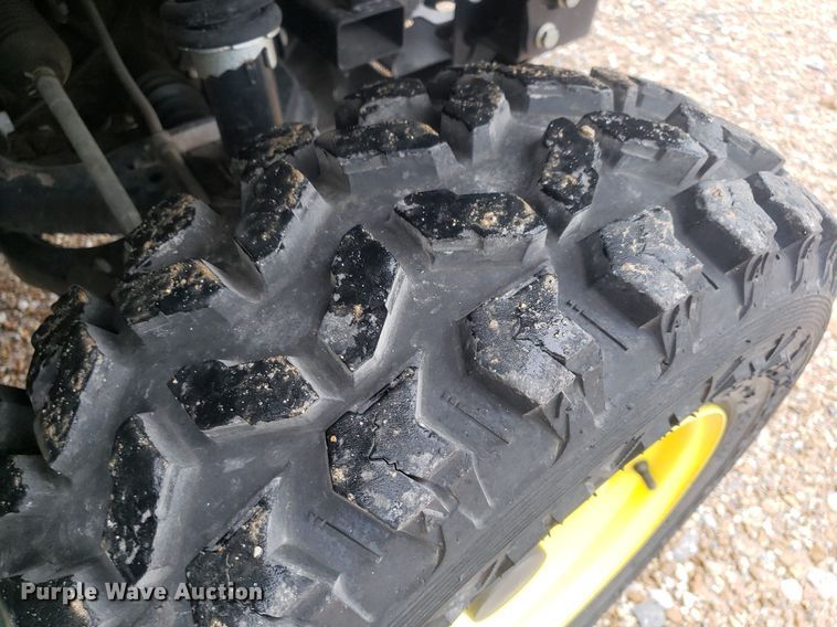 image for item IP9383 John Deere 835M  utility vehicle