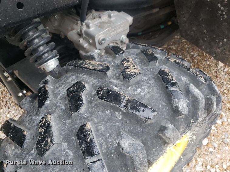 image for item IP9383 John Deere 835M  utility vehicle