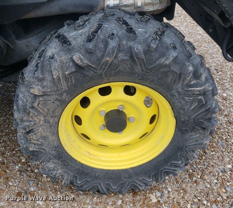 image for item IP9383 John Deere 835M  utility vehicle