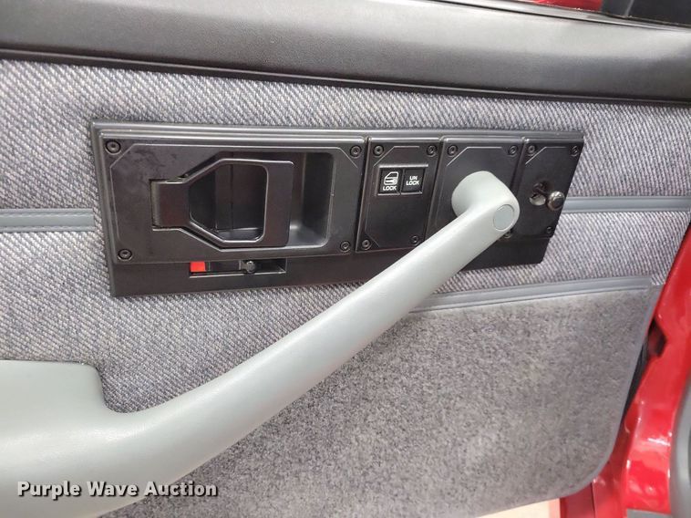 image for item IQ9878 1989 Chevrolet Camaro RS  convertible