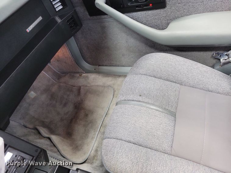 image for item IQ9878 1989 Chevrolet Camaro RS  convertible