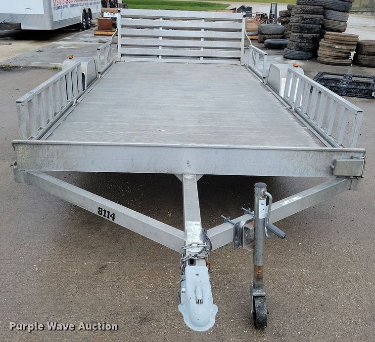 image for item IQ9881 2014 Aluma 8114  utility trailer