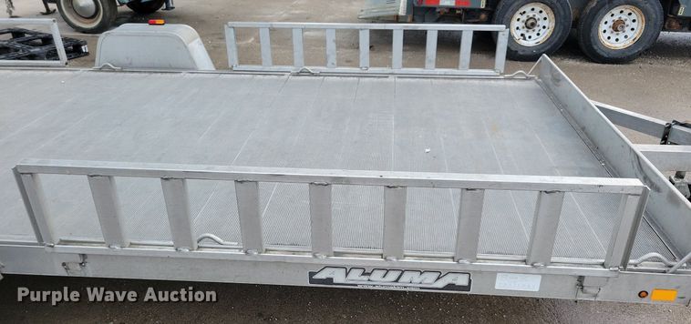 image for item IQ9881 2014 Aluma 8114  utility trailer