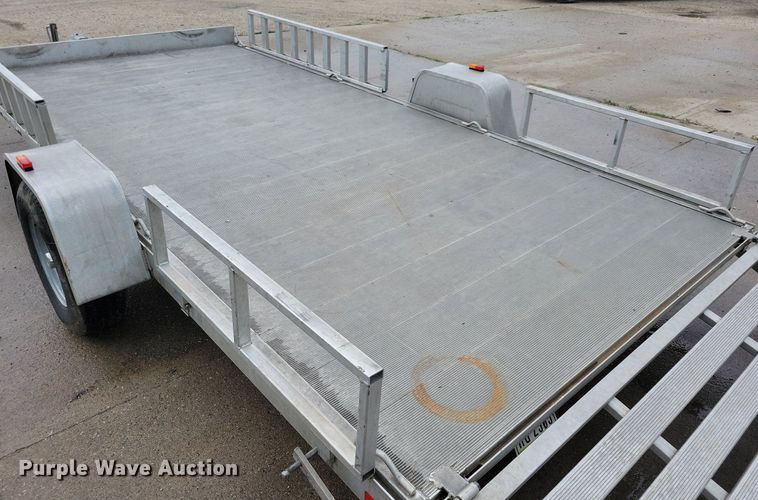 image for item IQ9881 2014 Aluma 8114  utility trailer
