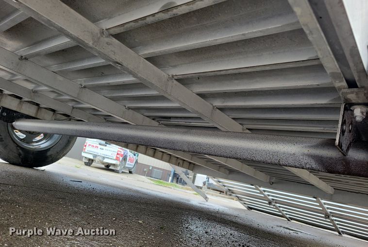 image for item IQ9881 2014 Aluma 8114  utility trailer