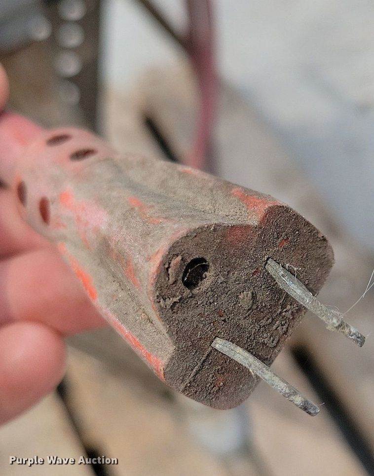 image for item IQ9888 Rigid 300  pipe threading machine