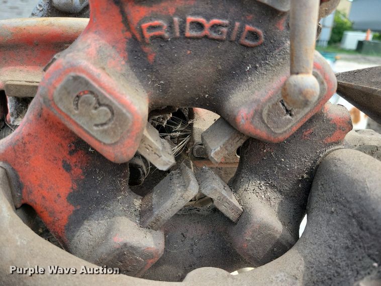 image for item IQ9888 Rigid 300  pipe threading machine