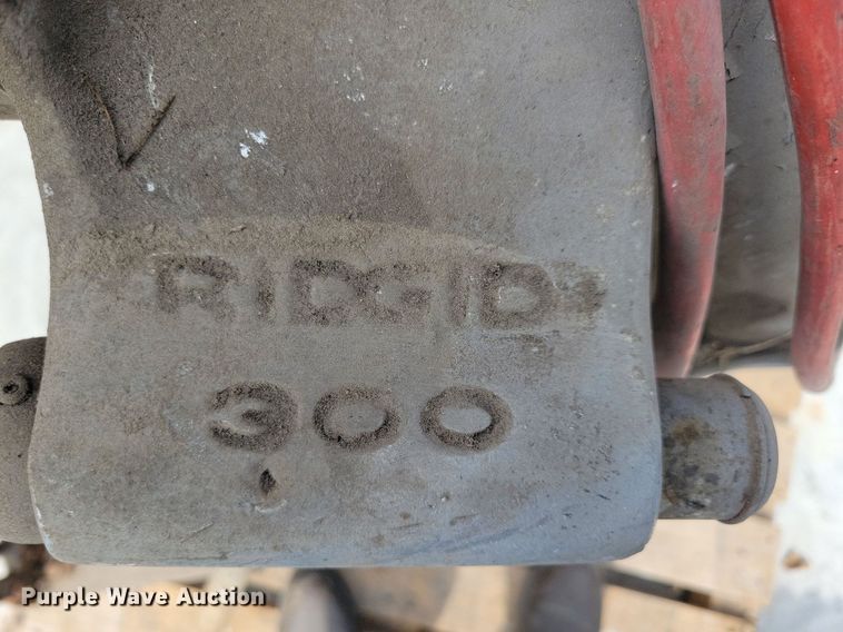 image for item IQ9888 Rigid 300  pipe threading machine