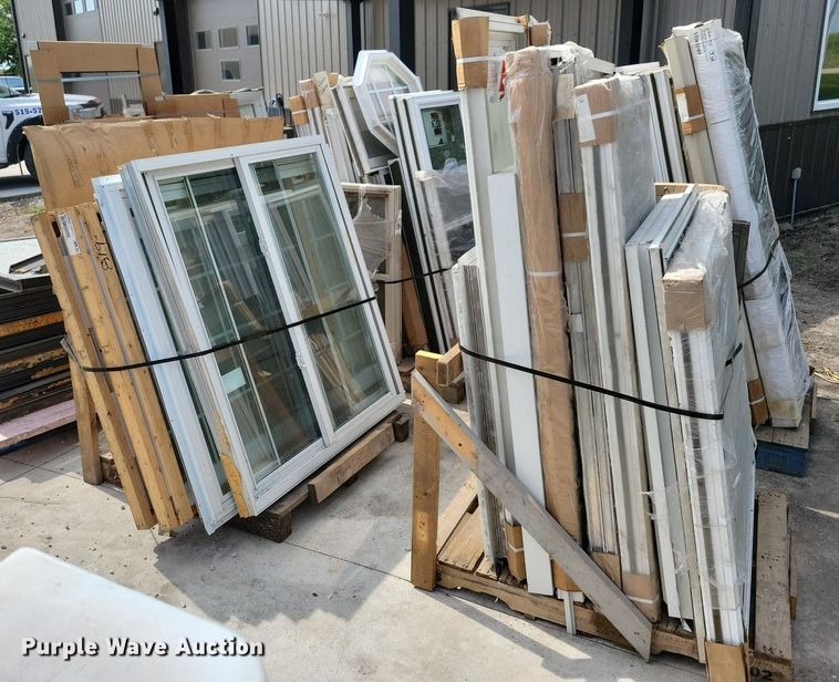 image for item IQ9891 Building materials