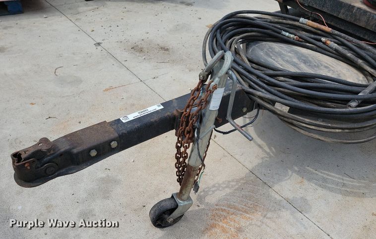 image for item IQ9893 2001 Alkota 5305E  pressure washer trailer