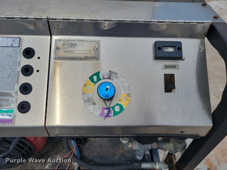 image for item IQ9893 2001 Alkota 5305E  pressure washer trailer