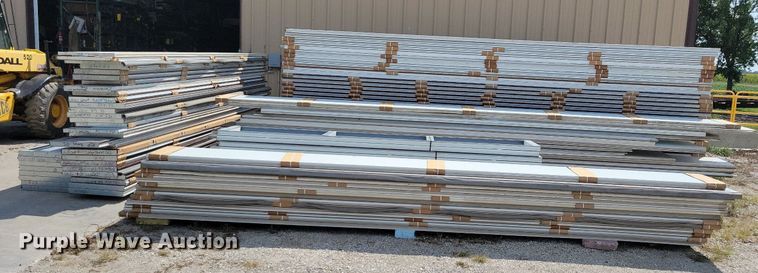 image for item IQ9894 Approximately 192 garage door panels