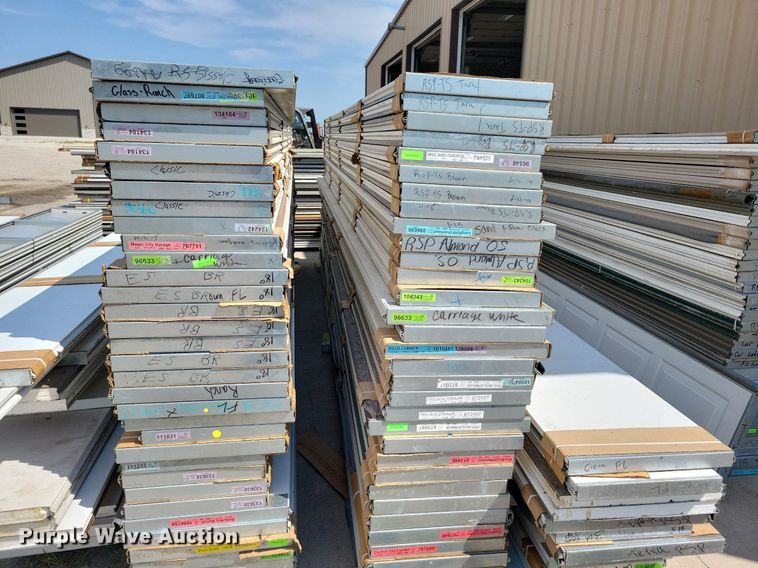 image for item IQ9894 Approximately 192 garage door panels