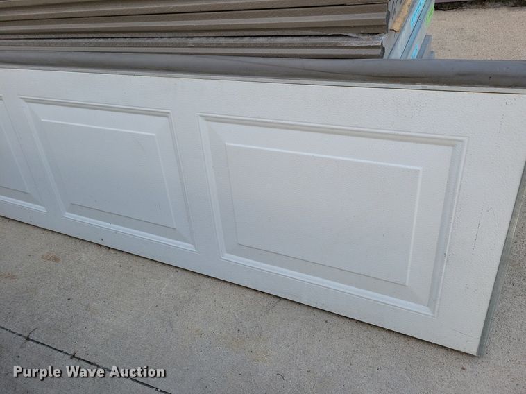image for item IQ9894 Approximately 192 garage door panels