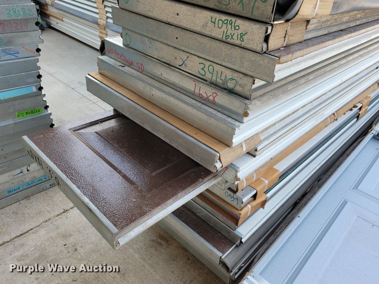 image for item IQ9894 Approximately 192 garage door panels