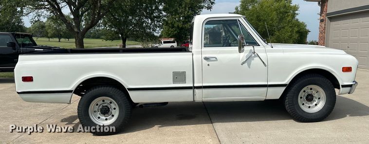 image for item JD9031 1968 GMC C20  pickup truck