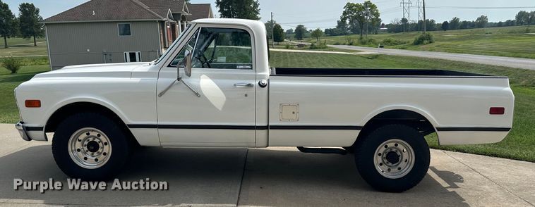 image for item JD9031 1968 GMC C20  pickup truck