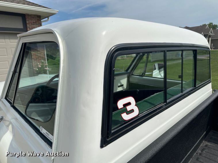 image for item JD9031 1968 GMC C20  pickup truck