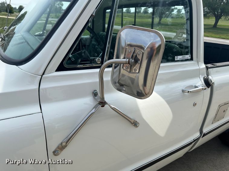 image for item JD9031 1968 GMC C20  pickup truck