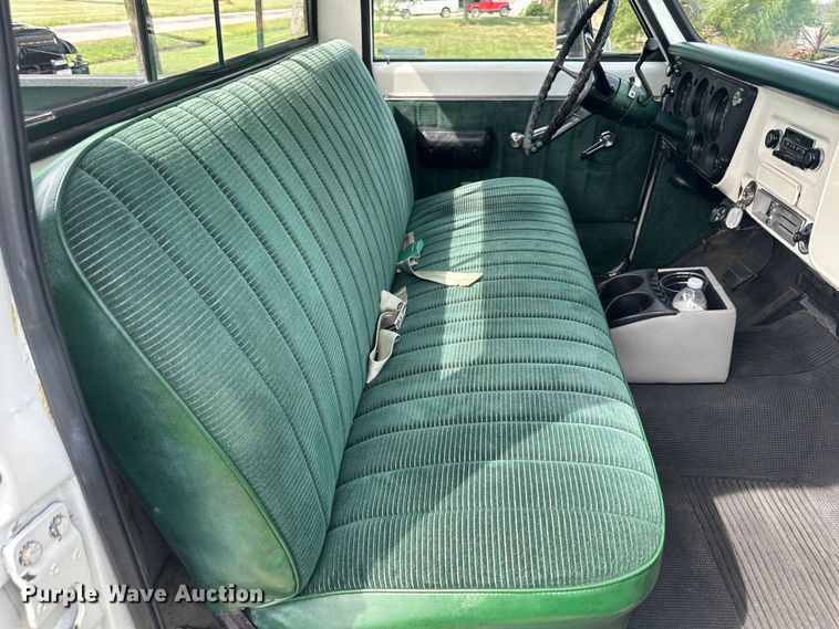 image for item JD9031 1968 GMC C20  pickup truck