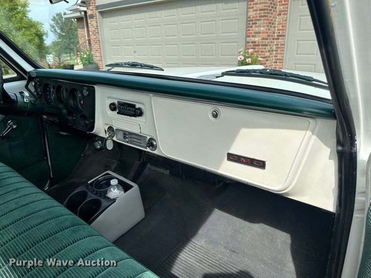 image for item JD9031 1968 GMC C20  pickup truck